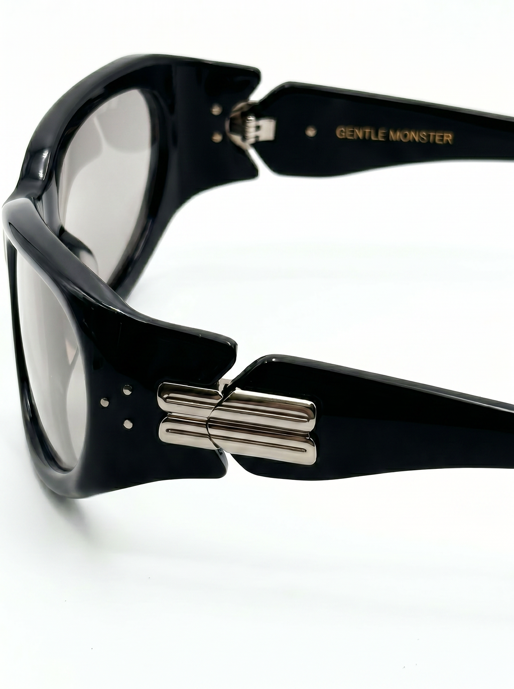 ÓCULOS PRETO GENTLE MONSTER - imagem 3