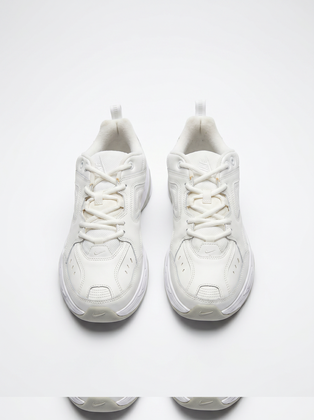 Tenis branco - Nike - imagem 2