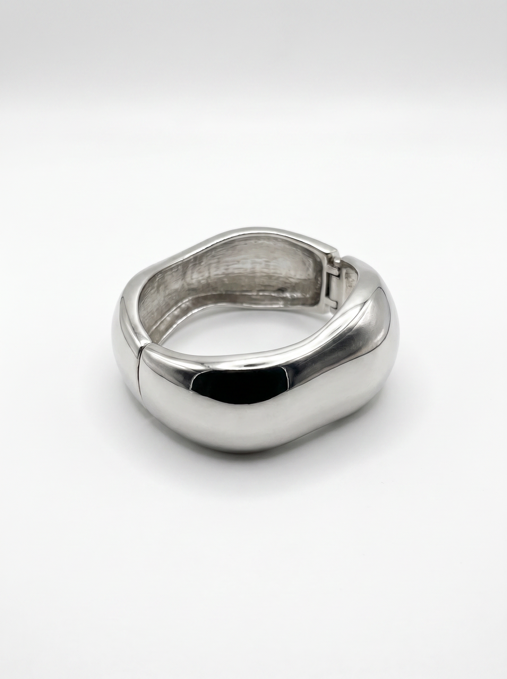 BRACELETE PRATEADO ONDULAR - imagem 1