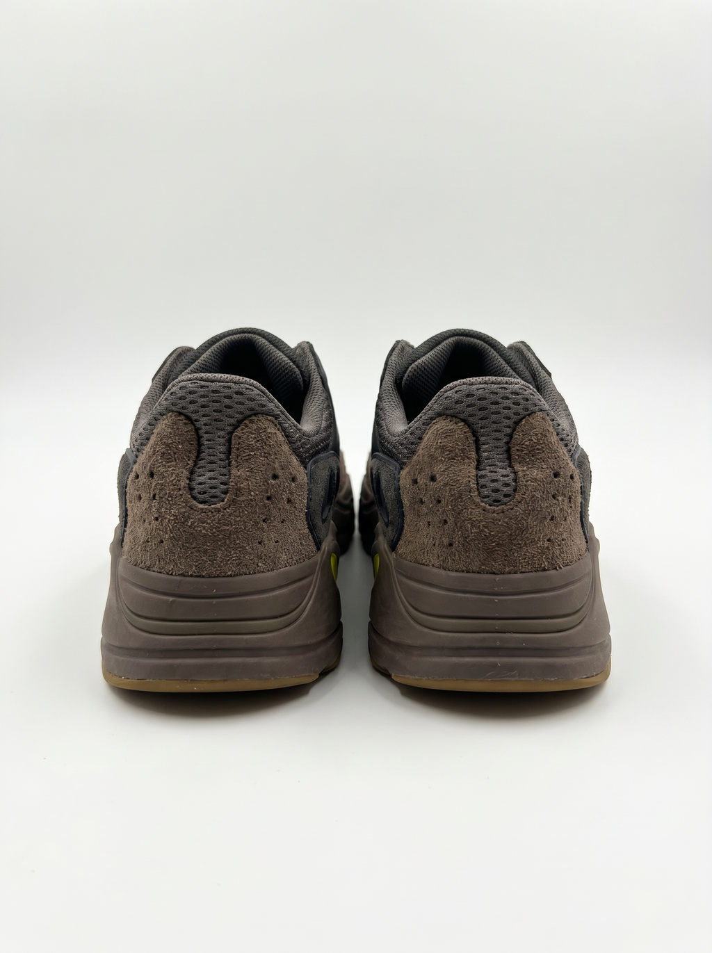 Tenis marrom - sem marca - imagem 1