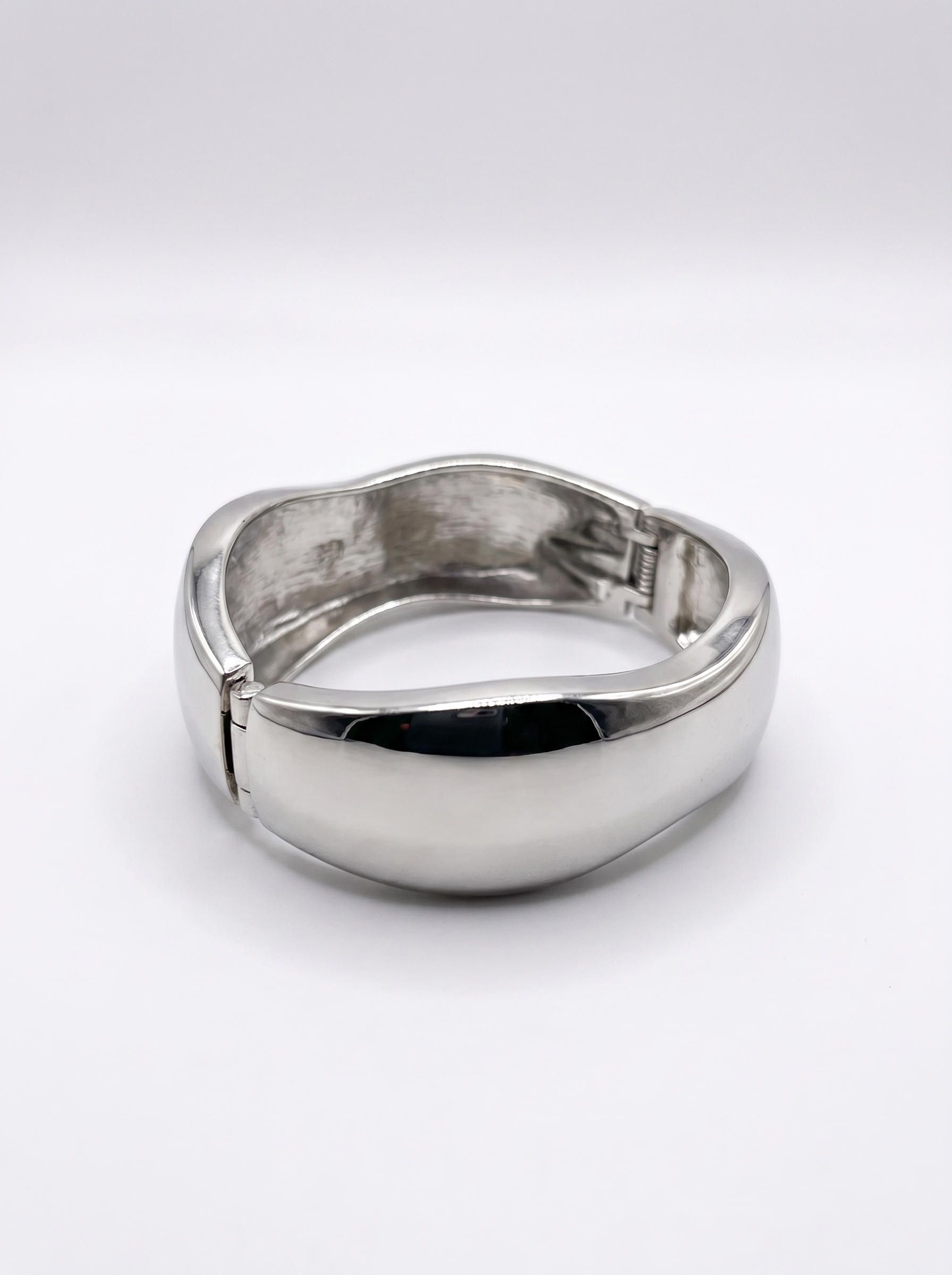 BRACELETE PRATEADO ONDULAR - imagem 2