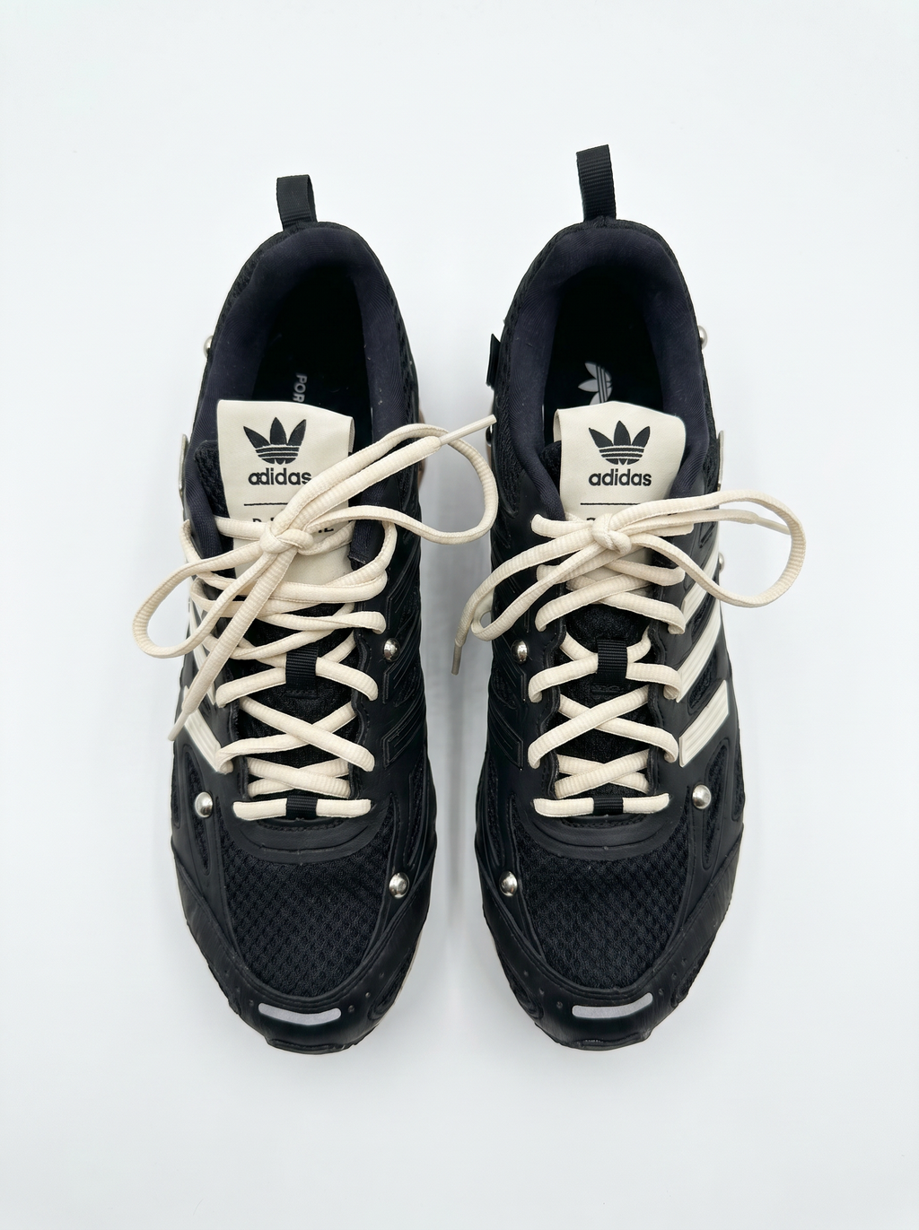 Tenis preto - Adidas - imagem 4
