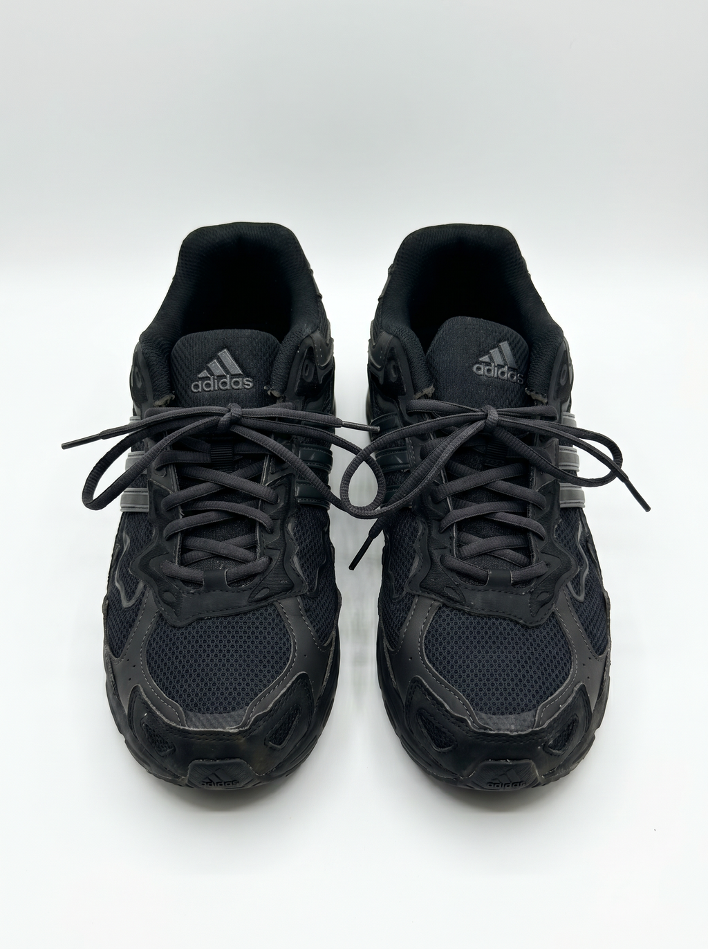 Tenis preto esportivo - Adidas - imagem 1